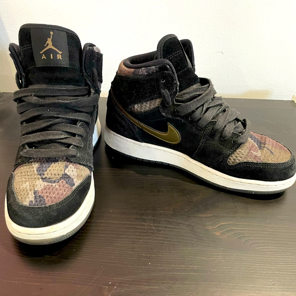 Air Jordan 1 Heiress Black/Camo Sz 5y/6.5w